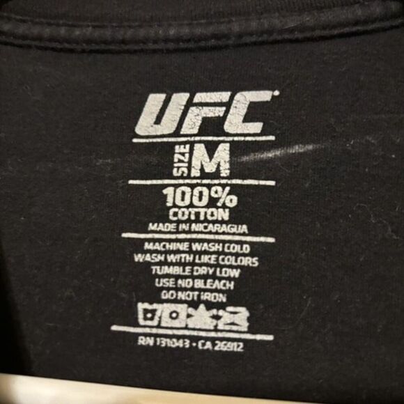 UFC Stipe Miocic Cleveland Ohio Size Medium T-Shirt - Picture 3 of 4